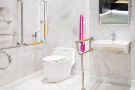 Comment adapter une salle de bains aux normes PMR pr&egrave;s de Sarrebourg ?